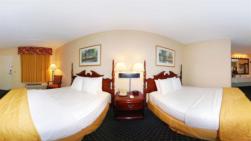 Quality Inn איסטון מראה חיצוני תמונה