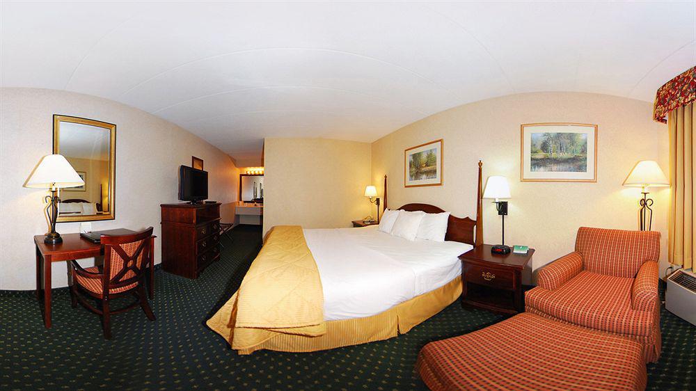 Quality Inn איסטון מראה חיצוני תמונה